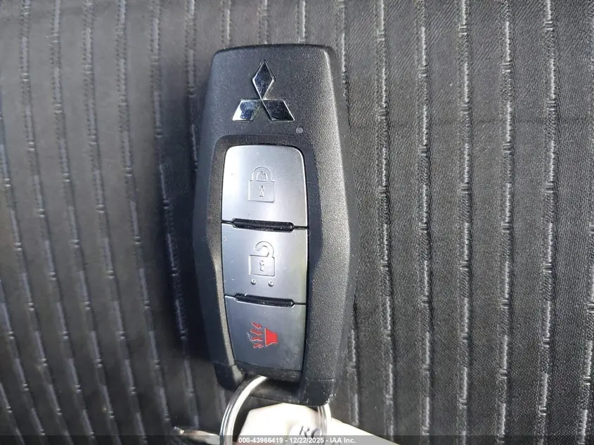 2022 MITSUBISHI OUTLANDER ES 2.5 S-AWC