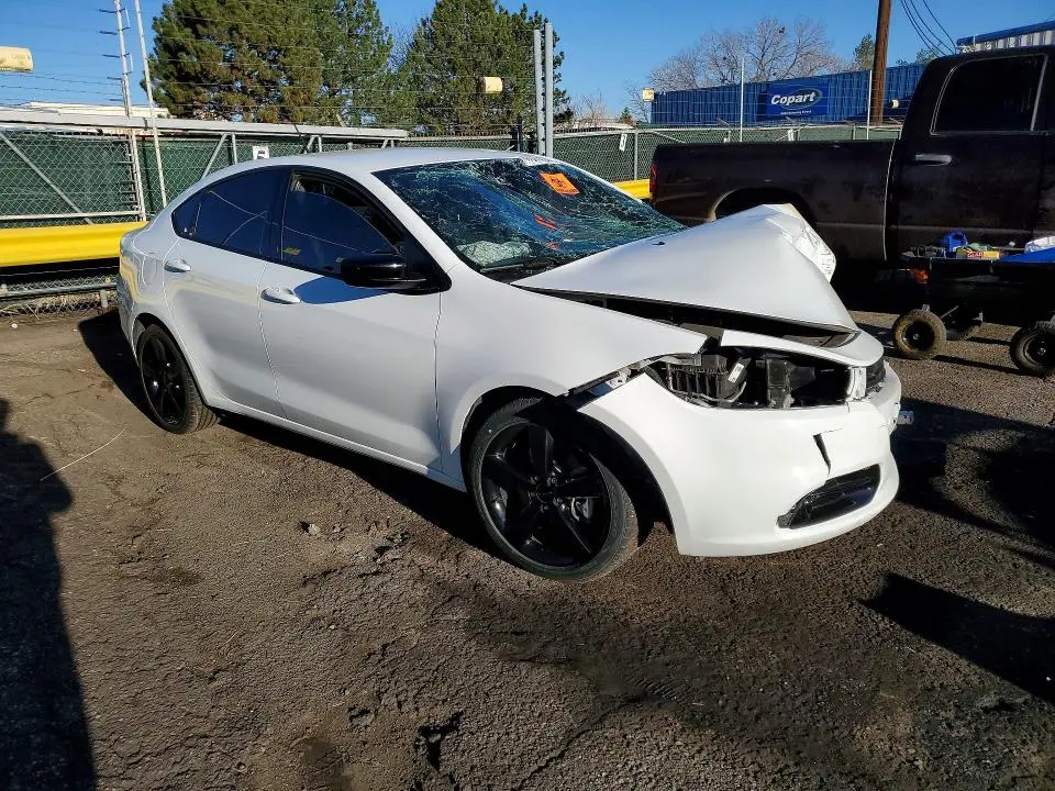 2015 DODGE DART SXT  