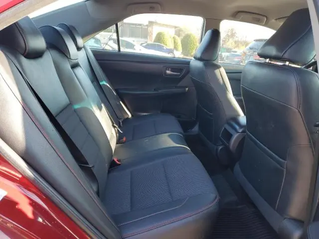 2016 TOYOTA CAMRY LE  