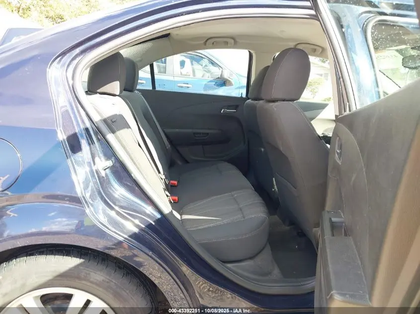 2015 CHEVROLET SONIC LT AUTO