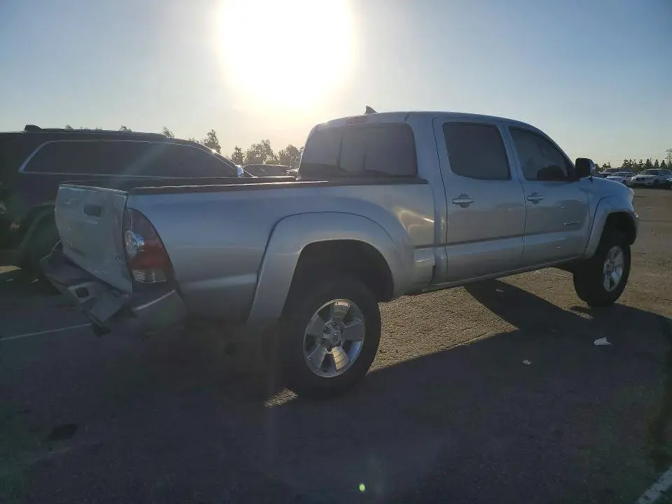 2012 TOYOTA TACOMA   
