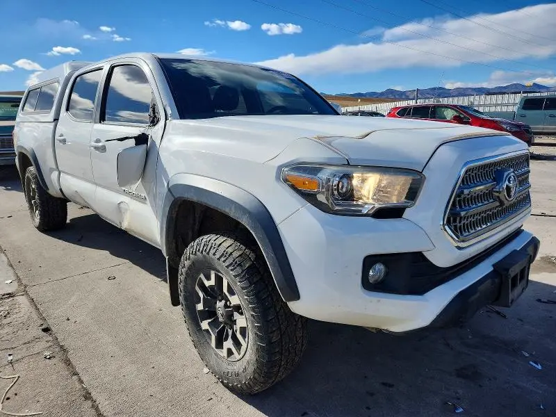 2017 TOYOTA TACOMA   