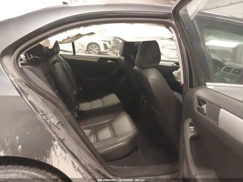 2014 VOLKSWAGEN JETTA 1.8T SE