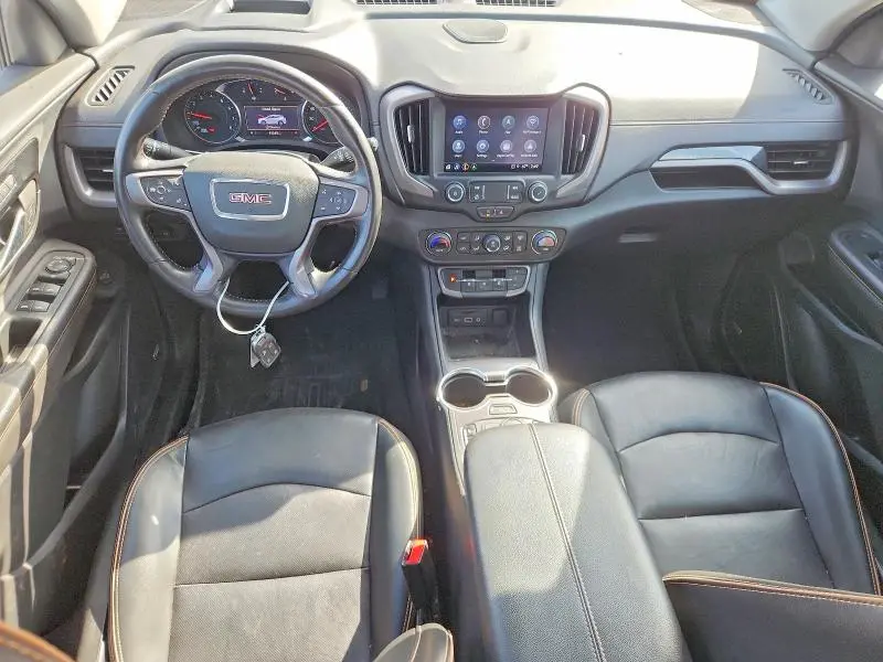 2022 GMC TERRAIN AT4  