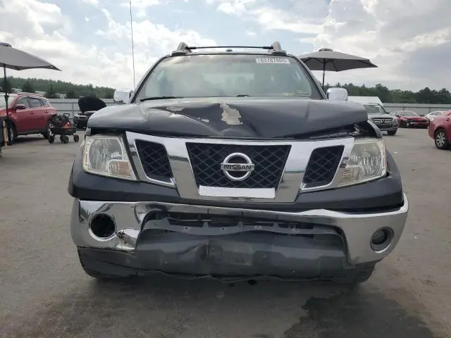 2010 NISSAN FRONTIER CREW CAB SE  