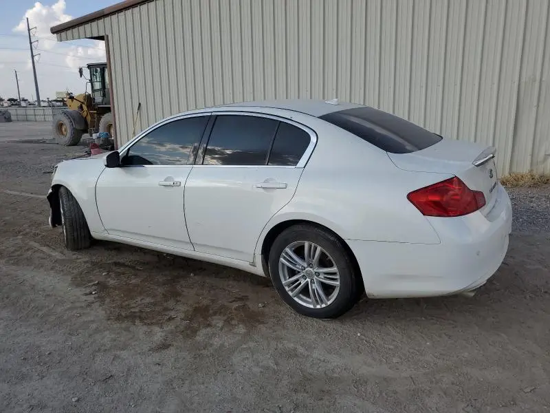 2011 INFINITI G37   
