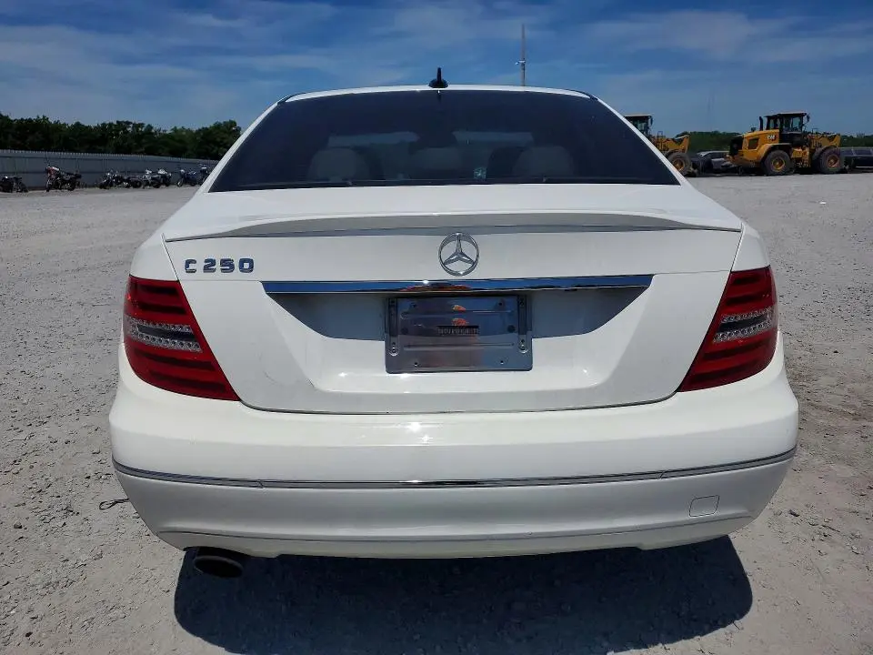 2013 MERCEDES-BENZ C 250  