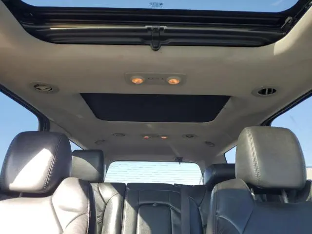 2011 GMC ACADIA SLT-1  