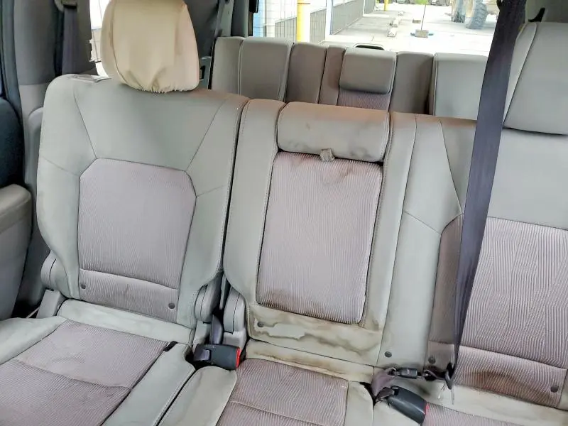 2015 HONDA PILOT SE  