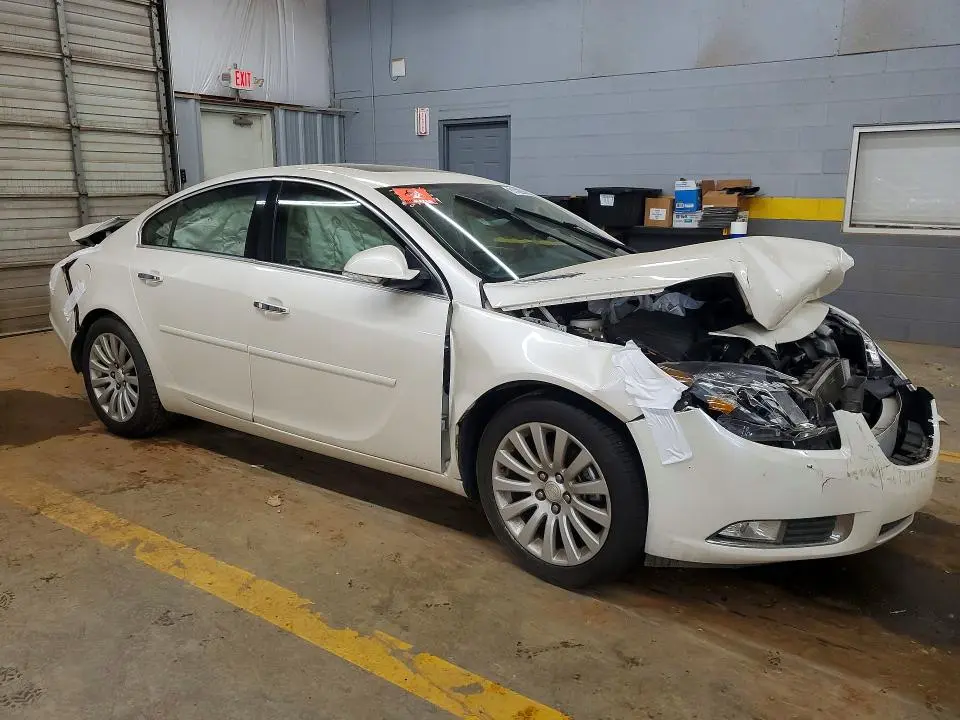 2012 BUICK REGAL PREMIUM  