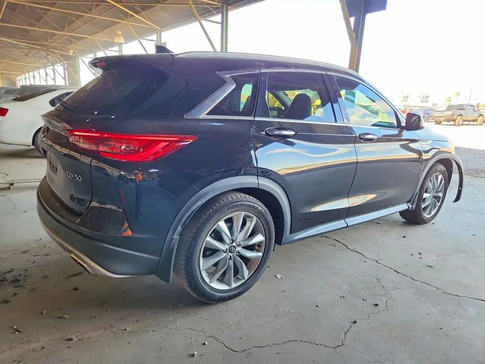 2019 INFINITI QX50 LUXE  