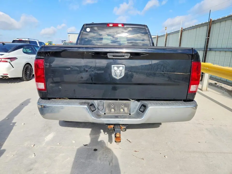 2014 RAM 1500 ST  