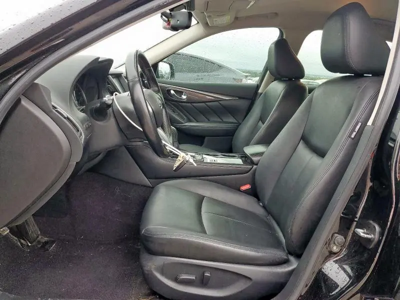 2018 INFINITI Q50 PURE