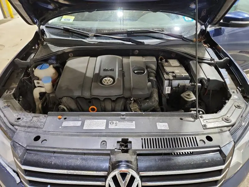 2013 VOLKSWAGEN PASSAT SEL  