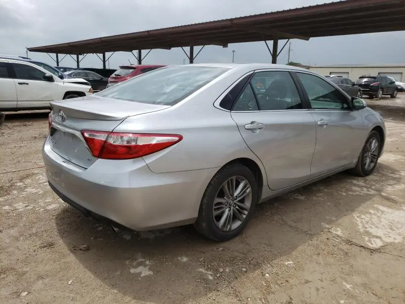 2016 TOYOTA CAMRY LE