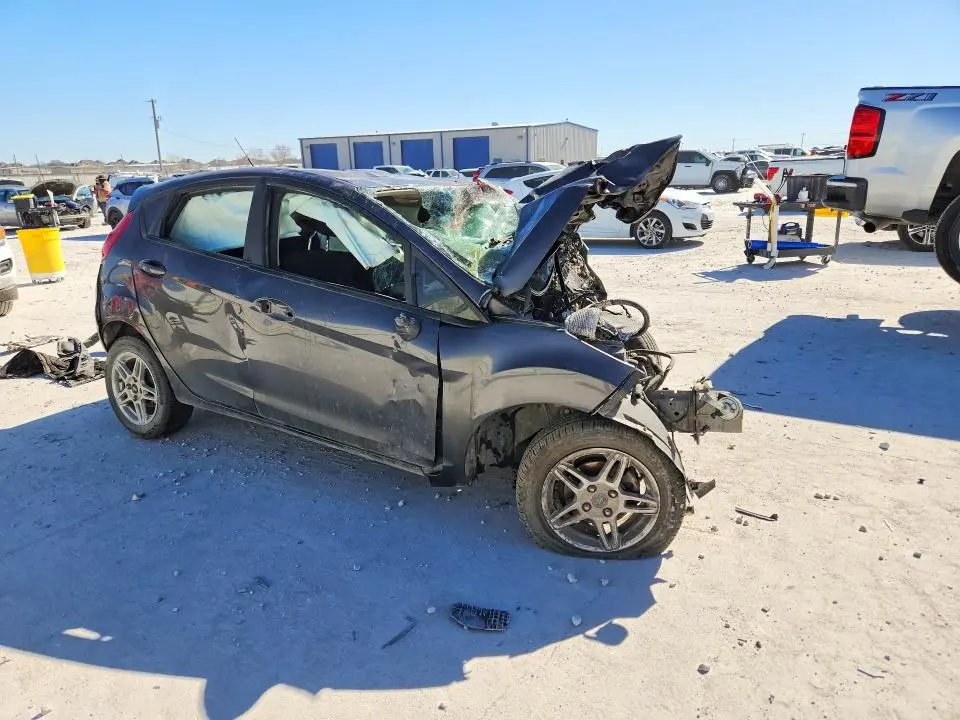 2018 FORD FIESTA SE  