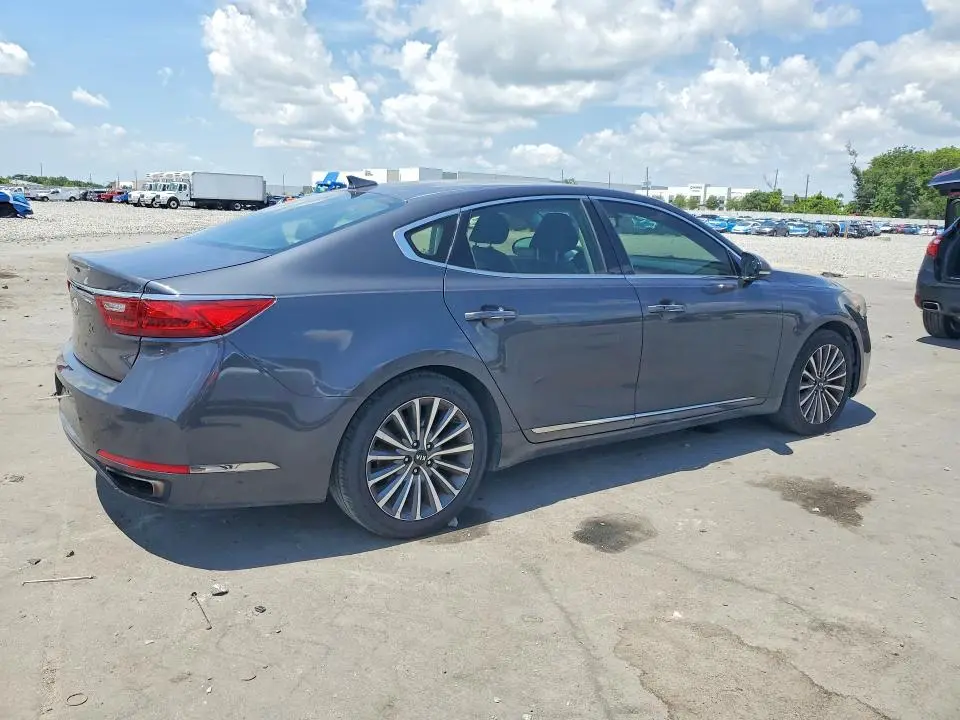 2017 KIA CADENZA PREMIUM  