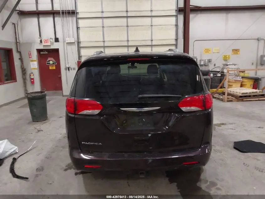 2018 CHRYSLER PACIFICA LX