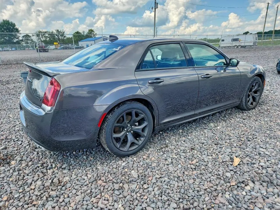 2021 CHRYSLER 300 S  