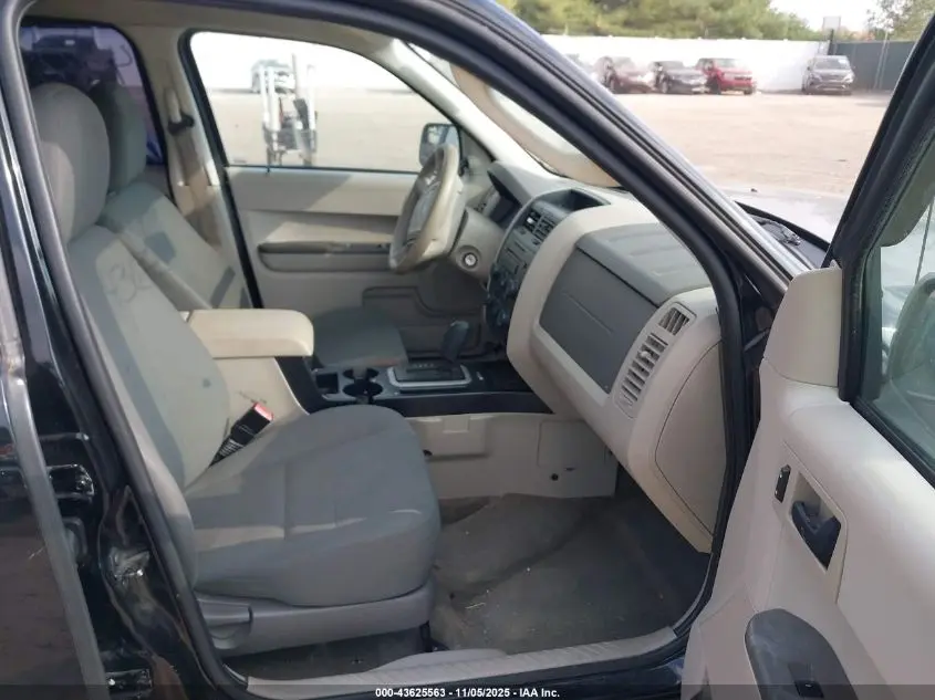 2010 FORD ESCAPE XLS