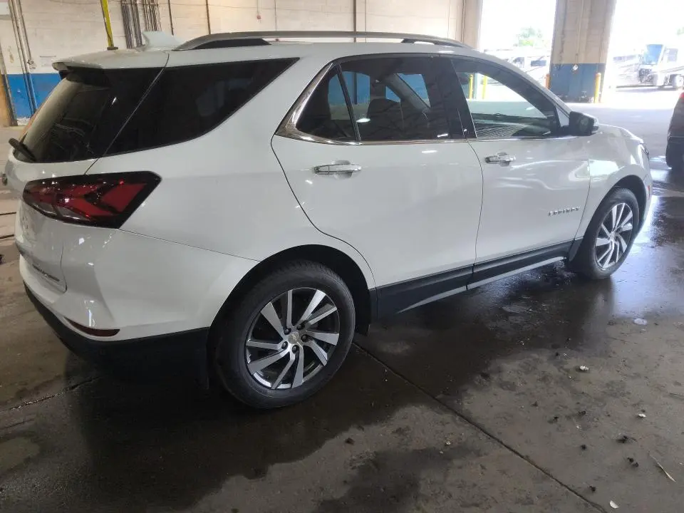 2022 CHEVROLET EQUINOX PREMIER  