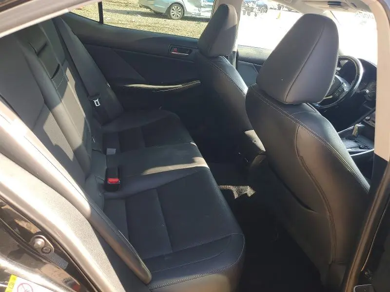 2017 LEXUS IS 200T  