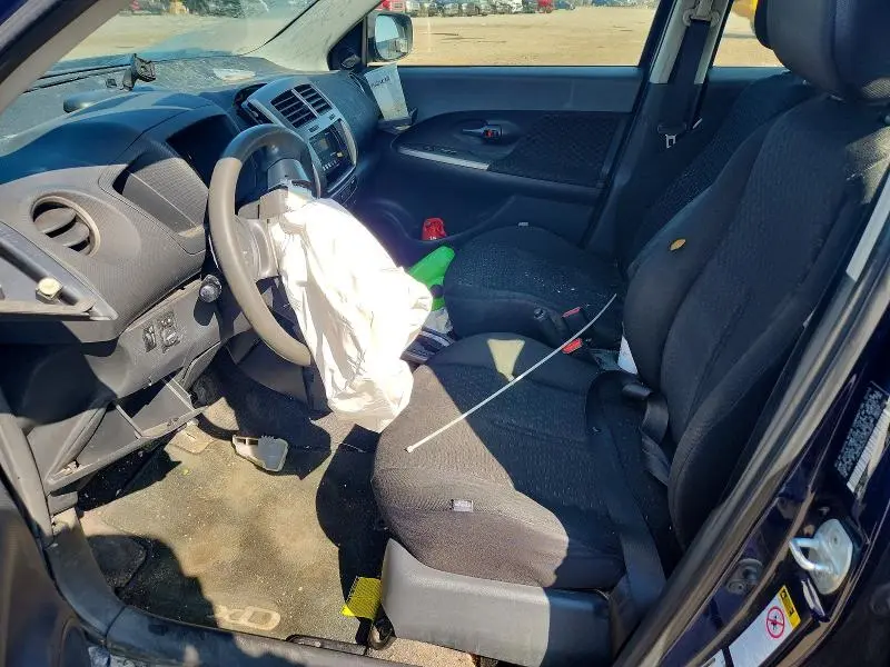 2013 SCION XD BASE  