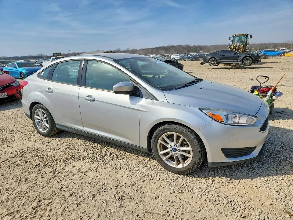 2018 FORD FOCUS SE  