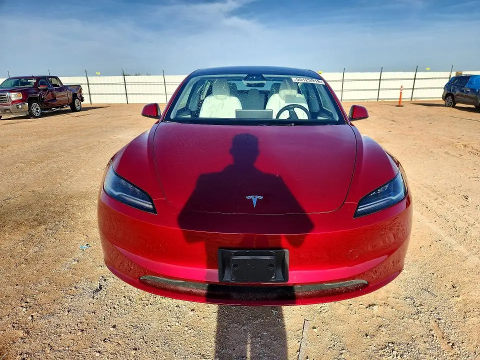 2025 TESLA MODEL 3   