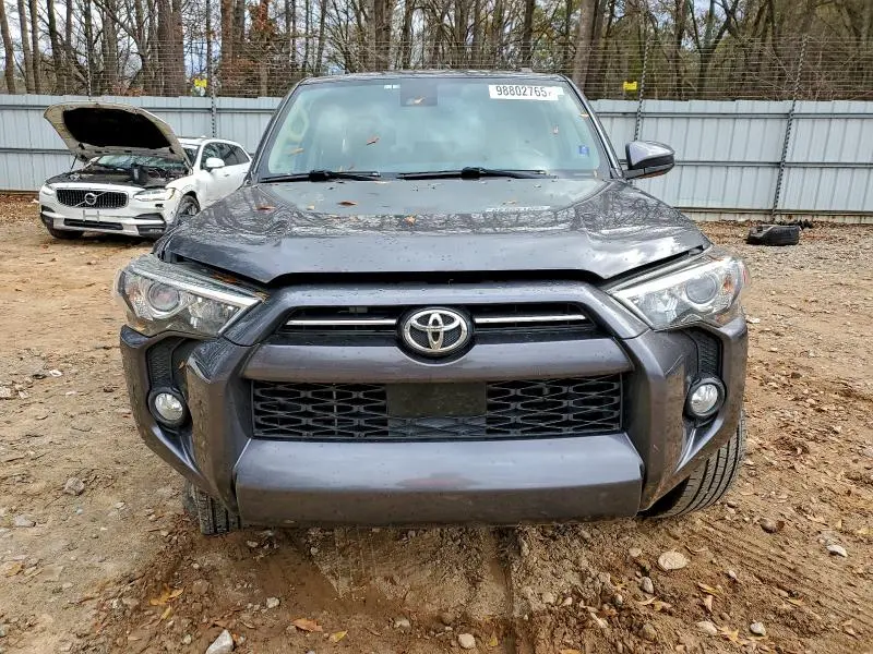2020 TOYOTA 4RUNNER SR5  