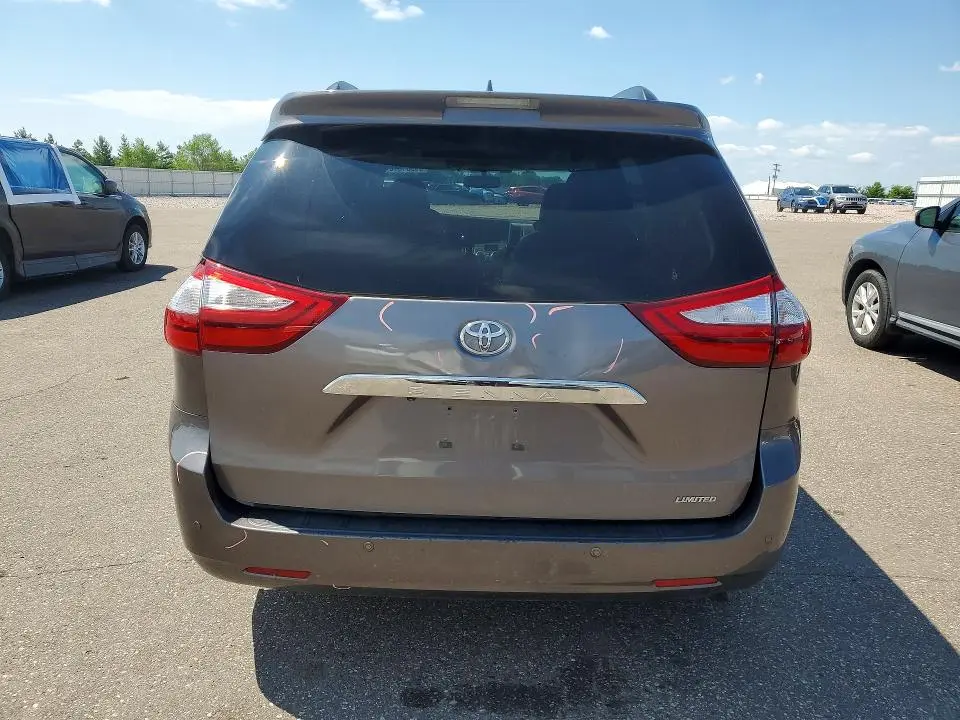 2017 TOYOTA SIENNA LIMITED 7-PASSENGER  