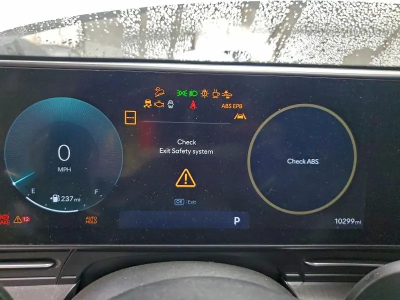 2025 HYUNDAI KONA SEL  