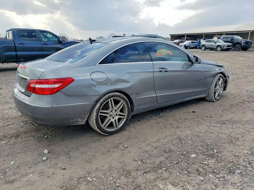 2010 MERCEDES-BENZ E 350  