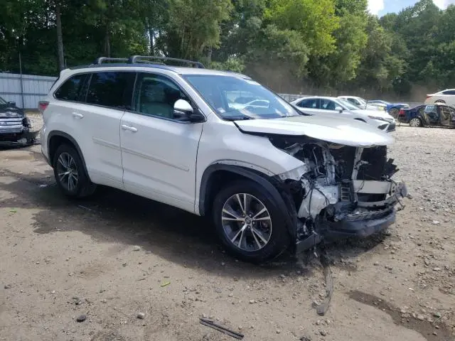 2016 TOYOTA HIGHLANDER XLE  
