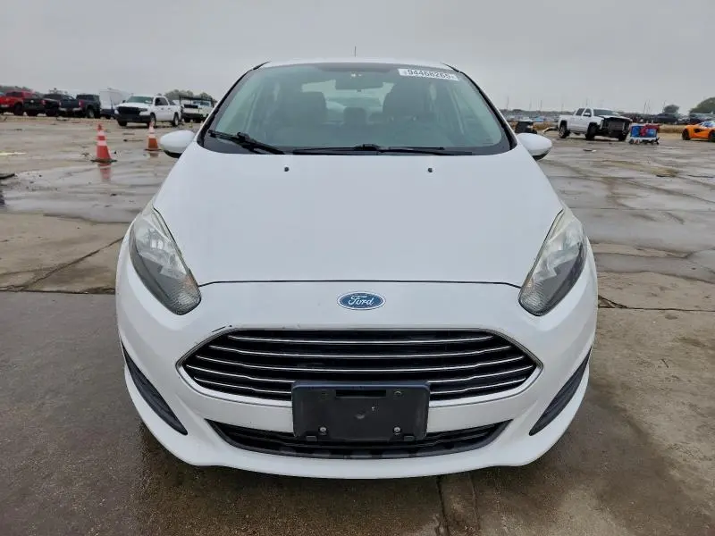 2015 FORD FIESTA SE  