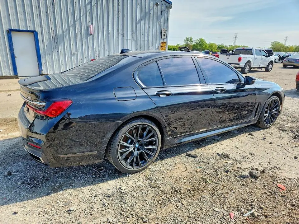 2020 BMW 750 XI  