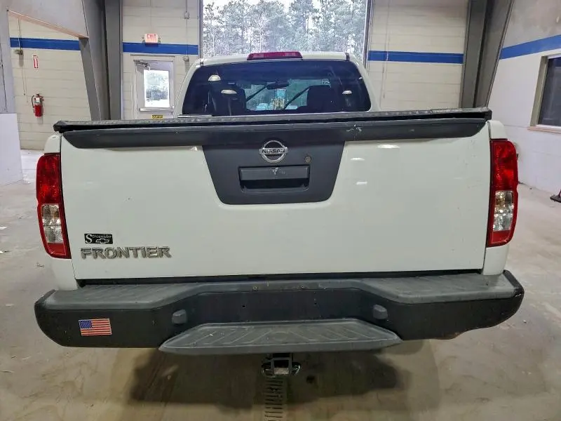 2017 NISSAN FRONTIER S  