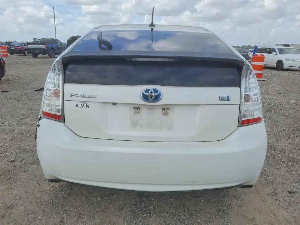 2010 TOYOTA PRIUS IV  