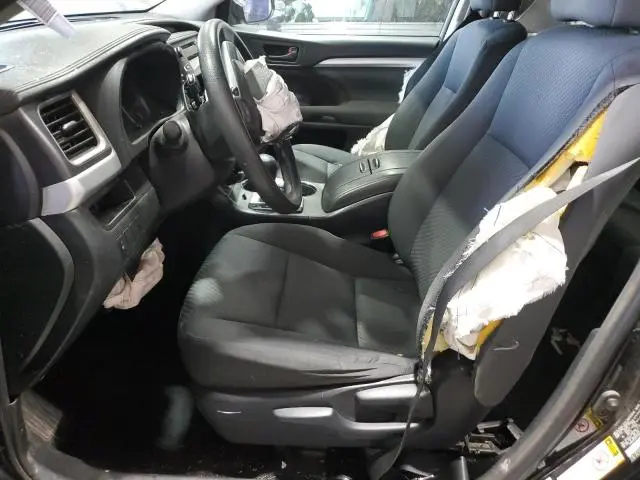 2015 TOYOTA HIGHLANDER LE  