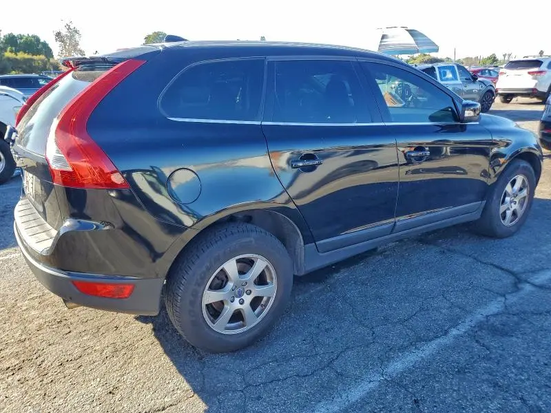 2011 VOLVO XC60 3.2  