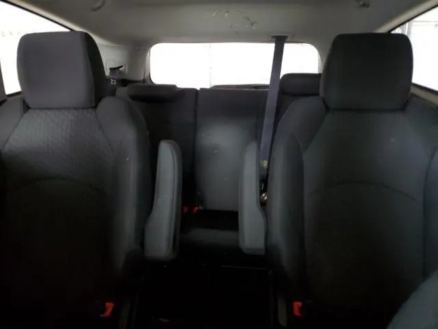 2011 CHEVROLET TRAVERSE LT  