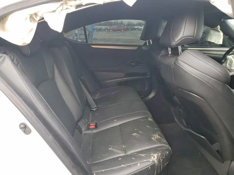 2023 LEXS ES 300H F SPORT HANDLING  