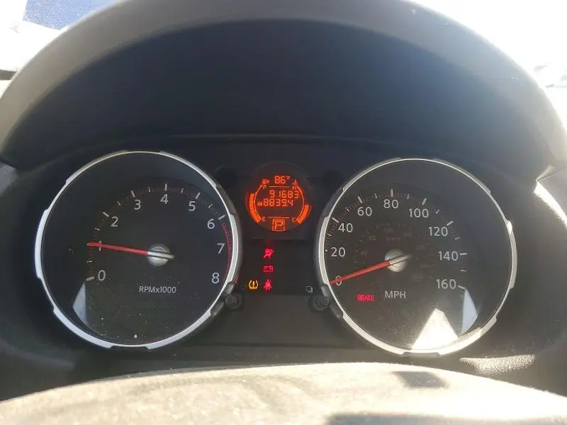 2010 NISSAN ROGUE S  