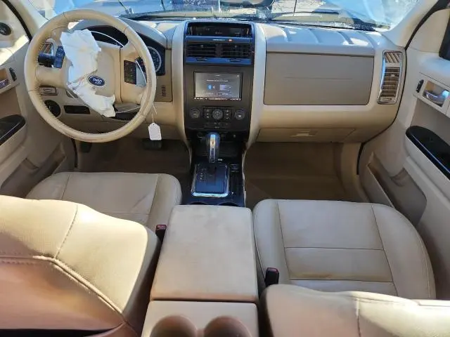 2011 FORD ESCAPE LIMITED  