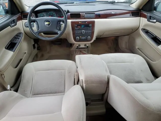 2010 CHEVROLET IMPALA LT  