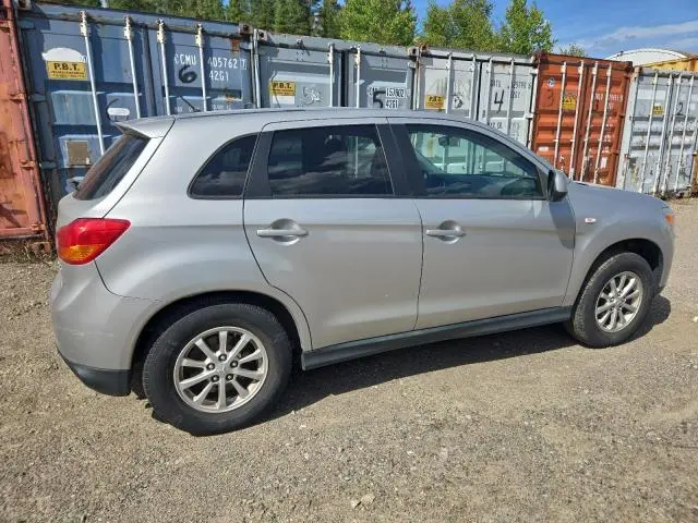 2013 MITSUBISHI RVR SE
