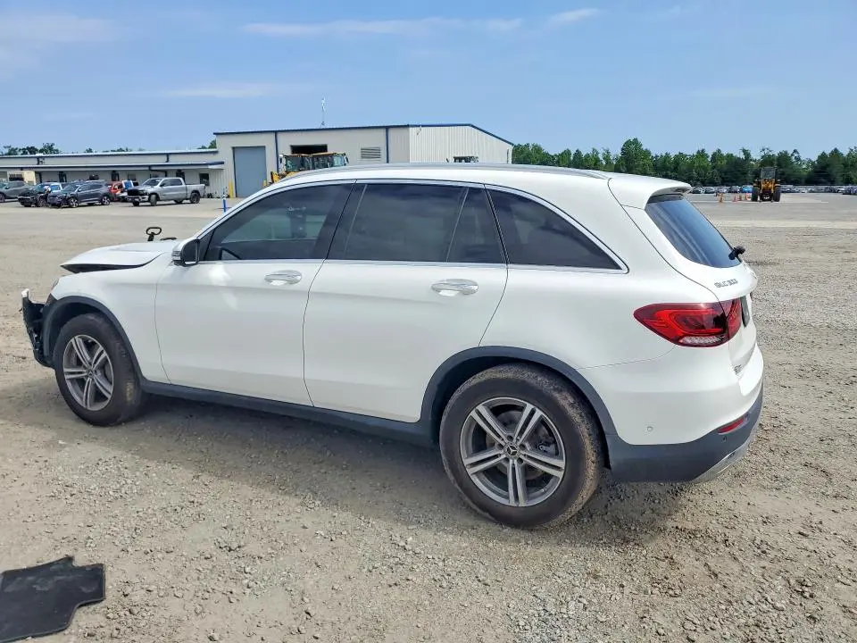 2022 MERCEDES-BENZ GLC 300  