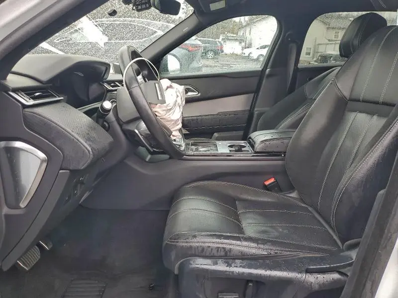 2019 LAND ROVER RANGE ROVER VELAR R-DYNAMIC SE  