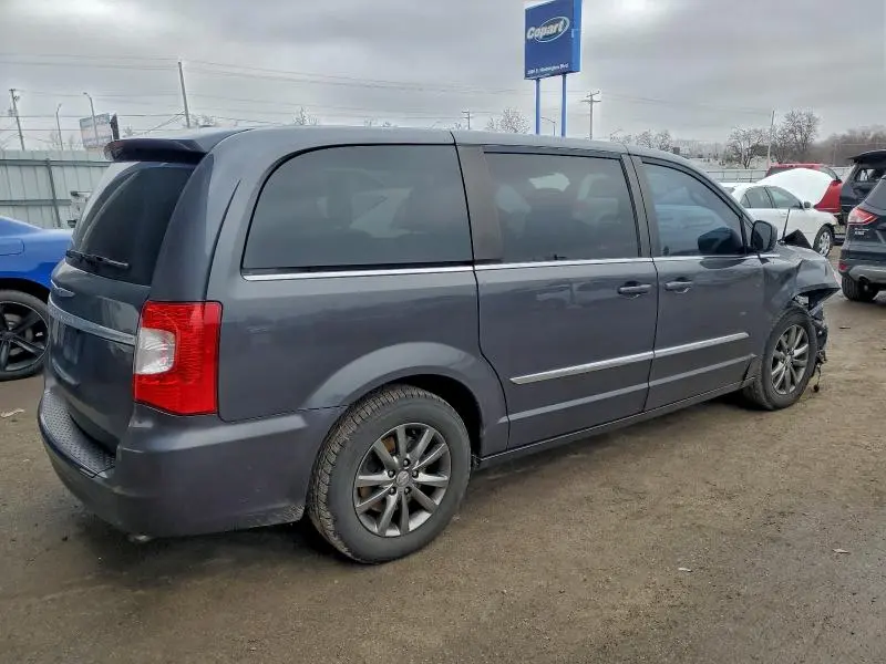 2016 CHRYSLER TOWN & COUNTRY S  