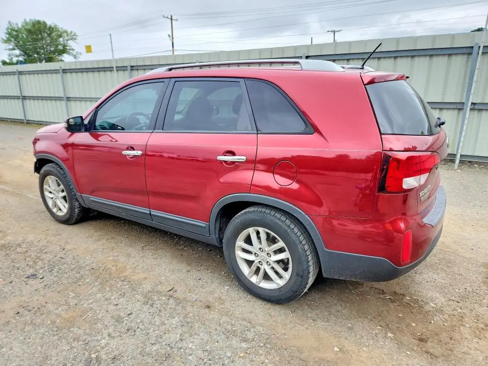 2015 KIA SORENTO LX  